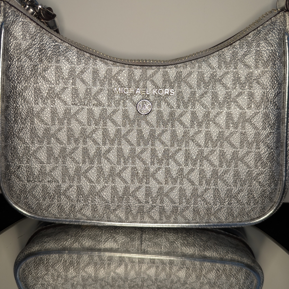 ⭐Michael Kors⭐ Silver Metallic Logo Chain Shoulder Bag Y2K Baguette Style